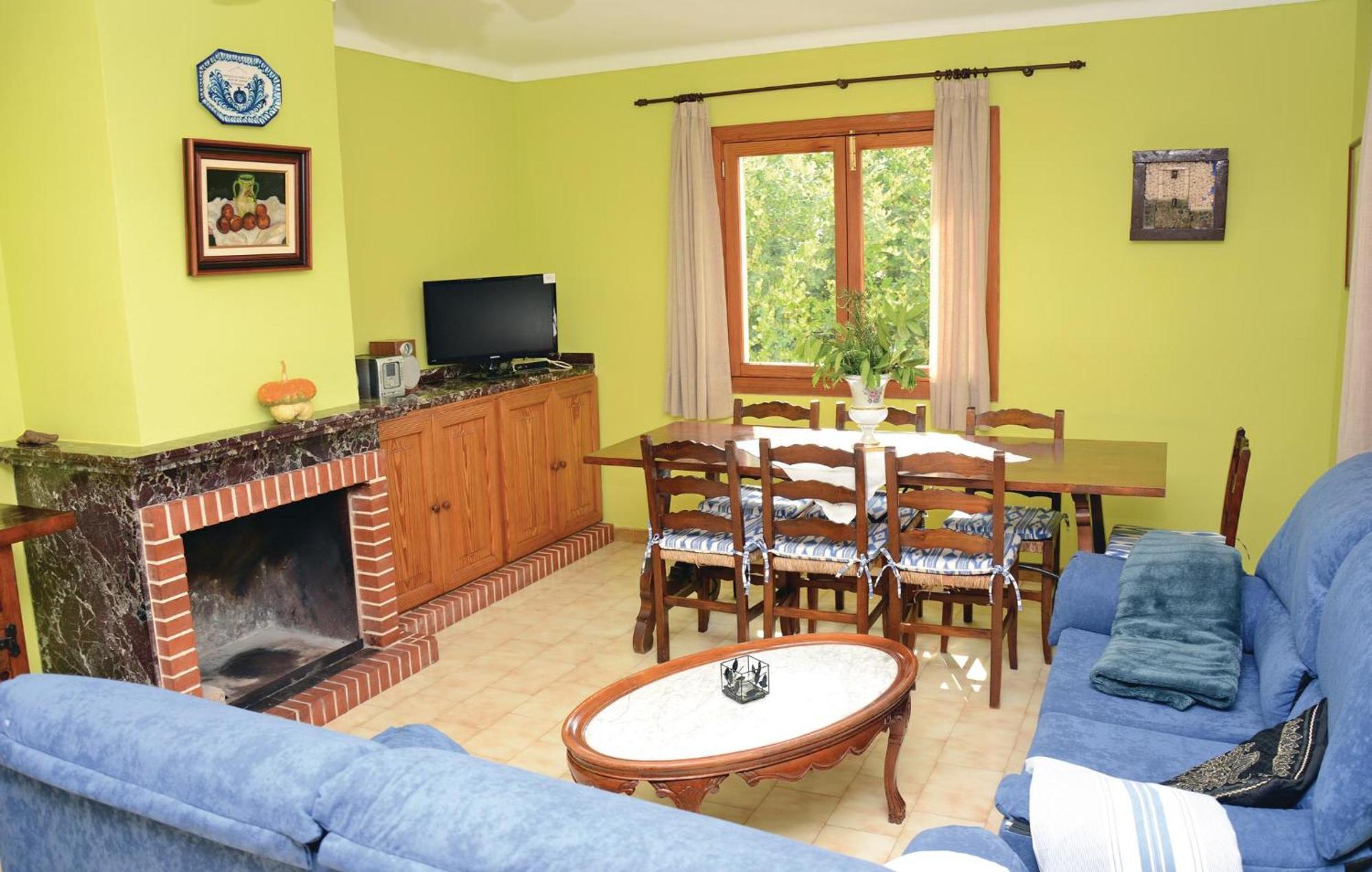 Nice Home In Alcudia Alcudia (Mallorca)