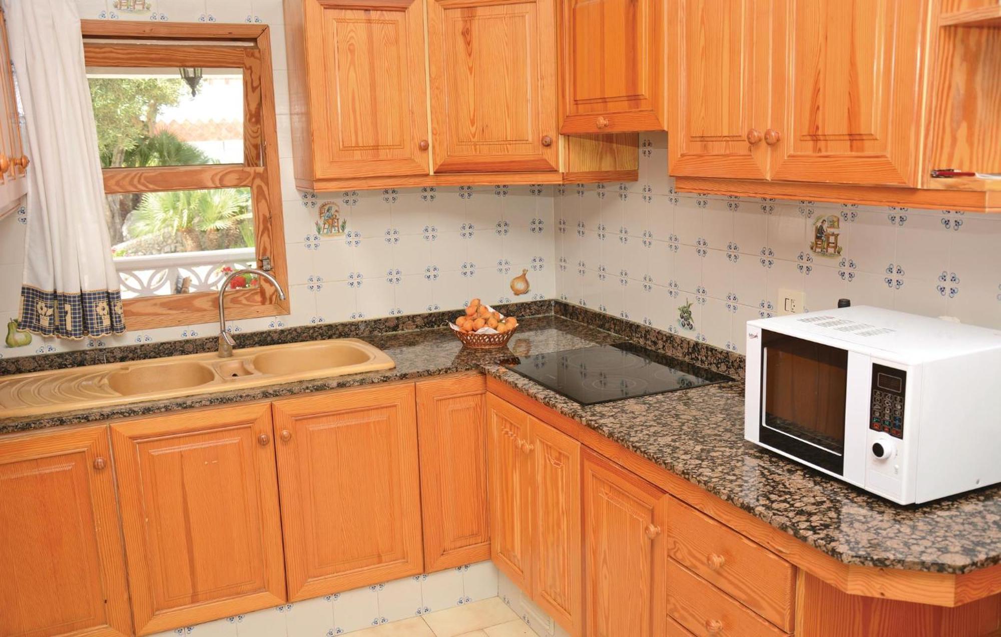 Nice Home In Alcudia Alcudia (Mallorca)